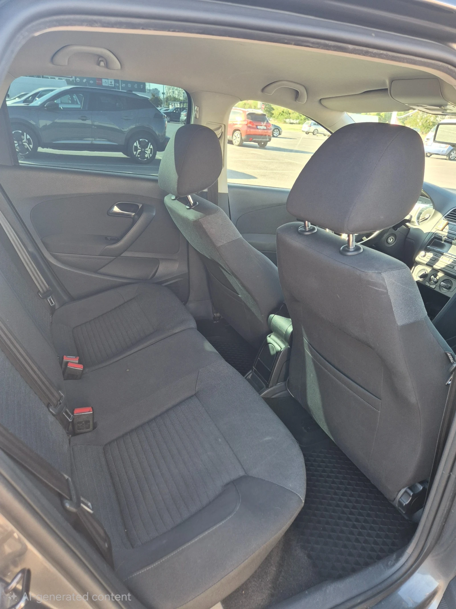 VW Polo 1.4, снимка 14 - Автомобили и джипове - 55997978