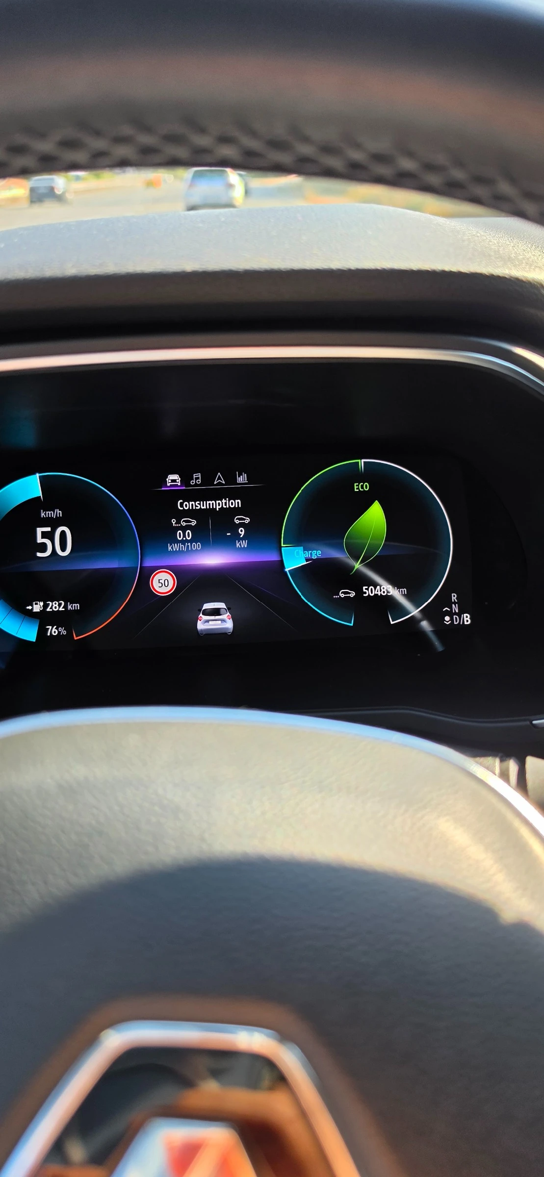 Renault Zoe R135, снимка 10 - Автомобили и джипове - 56462820