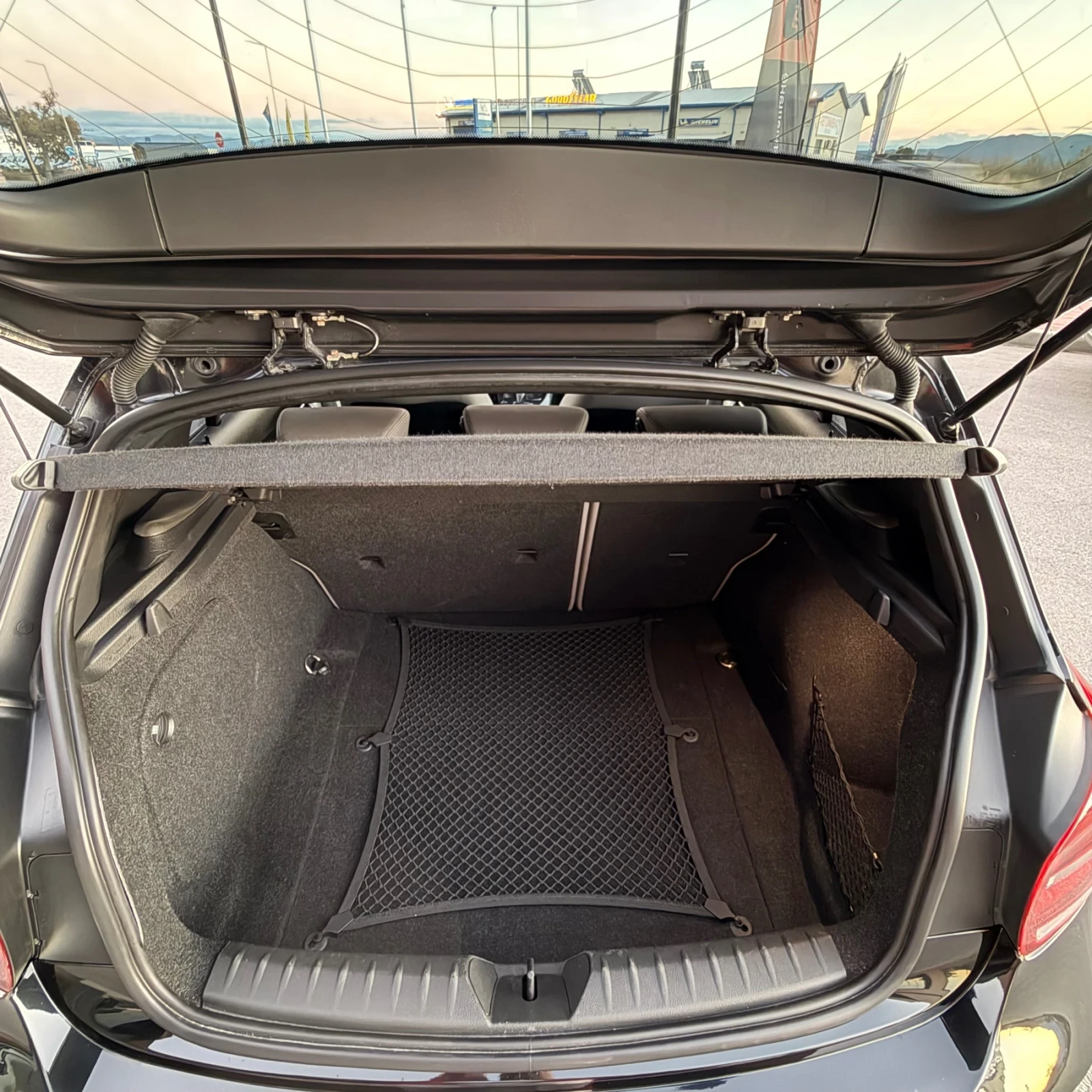 BMW 120 2.0-184�.�.; M-Performance;����;harman/kardon;���; | Mobile.bg � ����������� 13