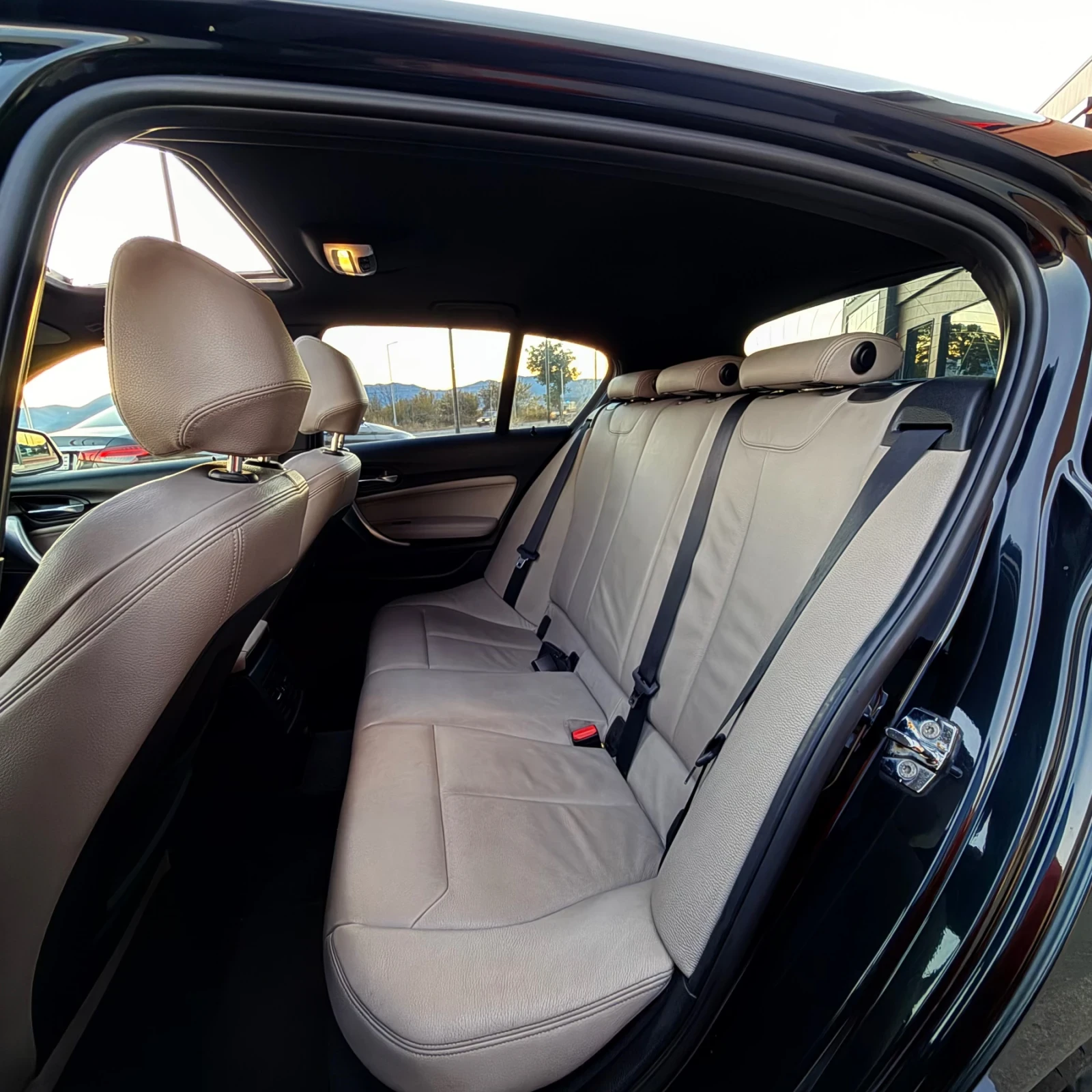 BMW 120 2.0-184�.�.; M-Performance;����;harman/kardon;���; | Mobile.bg � ����������� 10