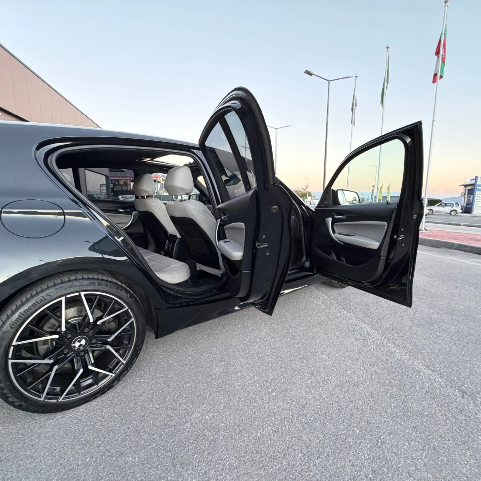 BMW 120 2.0-184�.�.; M-Performance;����;harman/kardon;���; | Mobile.bg � ����������� 12