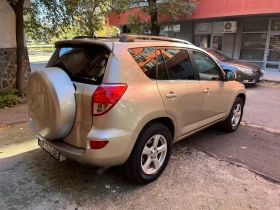 Toyota Rav4 2.2D4D Първи собственик, снимка 4