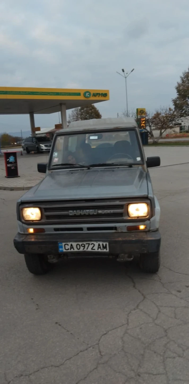 Daihatsu Rocky, снимка 1 - Автомобили и джипове - 48152929