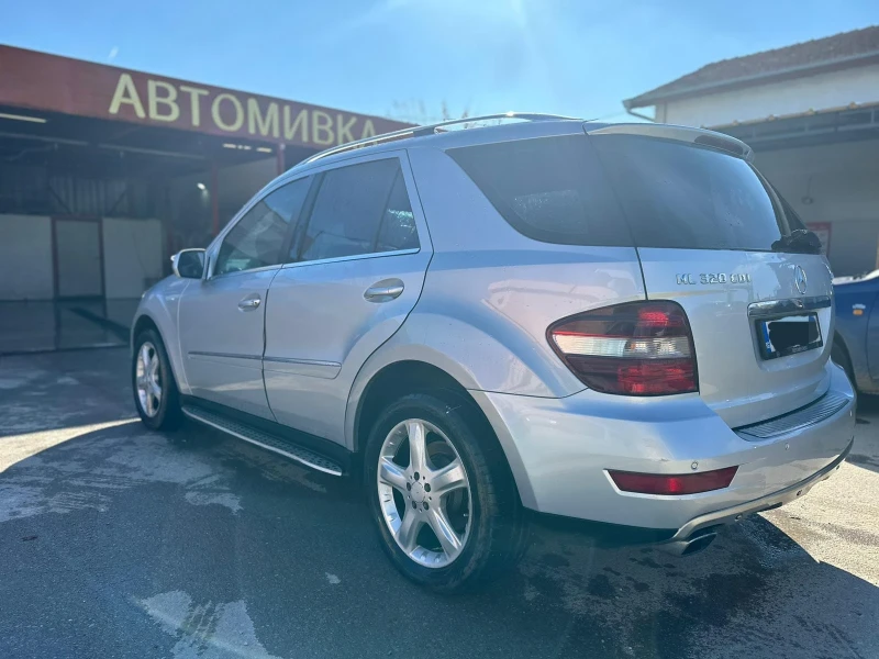 Mercedes-Benz ML 320 ML 320CDI, снимка 11 - Автомобили и джипове - 48540925