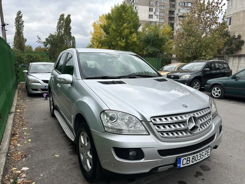 Mercedes-Benz ML 350 Бензин 4Matic   Отлично състояние!, снимка 2 - Автомобили и джипове - 52495552