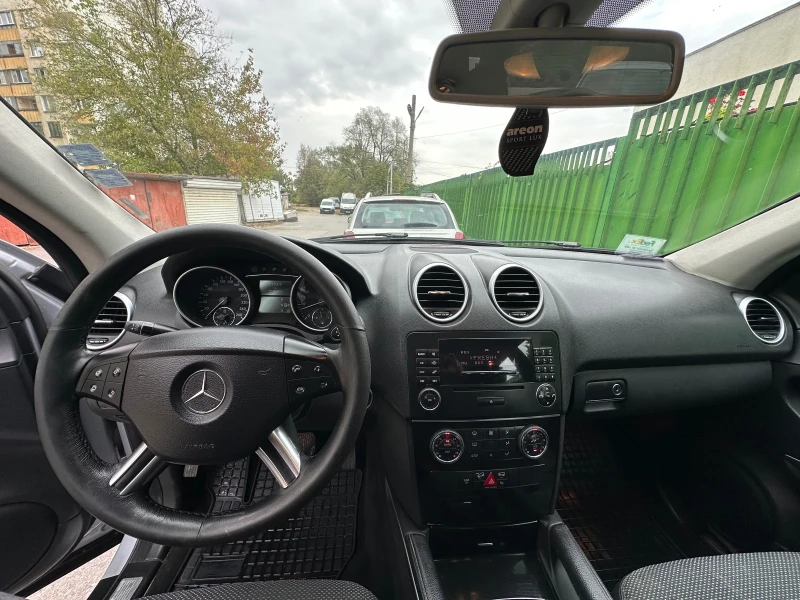 Mercedes-Benz ML 350 Бензин 4Matic   Отлично състояние!, снимка 6 - Автомобили и джипове - 52495552