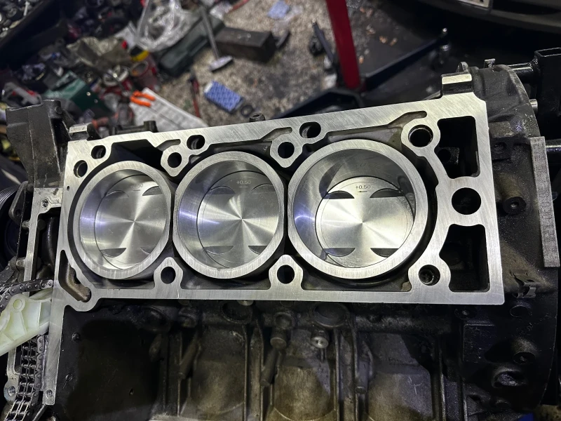 Mercedes-Benz ML 350 Бензин 4Matic   Отлично състояние!, снимка 7 - Автомобили и джипове - 52495552