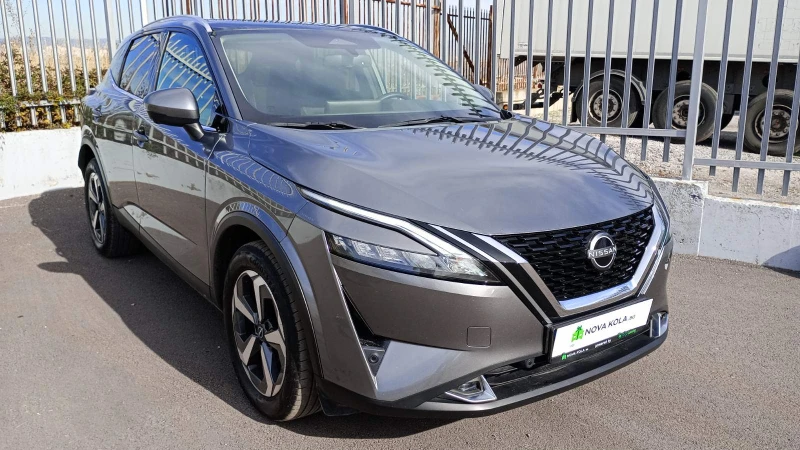 Nissan Qashqai 1.3 DIG-T  158 кс Mild Hybrid Xtronic, снимка 2 - Автомобили и джипове - 52393562