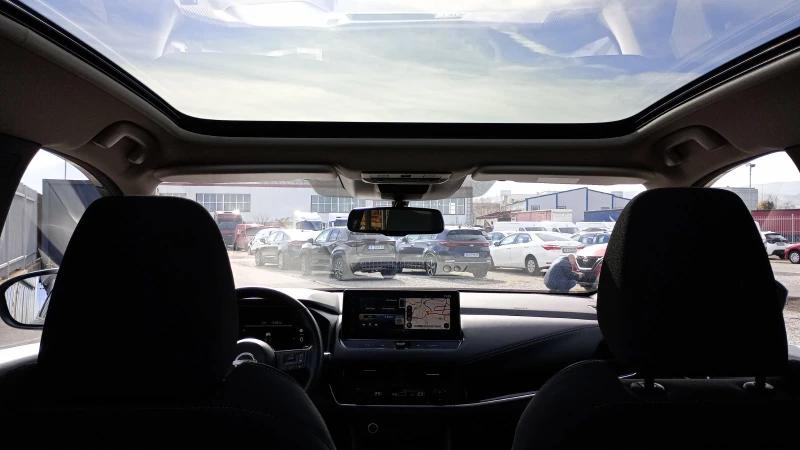 Nissan Qashqai 1.3 DIG-T  158 кс Mild Hybrid Xtronic, снимка 10 - Автомобили и джипове - 52393562