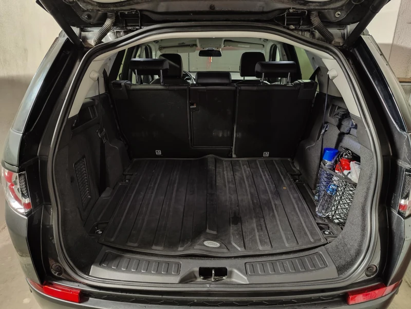 Land Rover Discovery Sport 2.0 TD4 4x4 180 к.с., снимка 8 - Автомобили и джипове - 52748535
