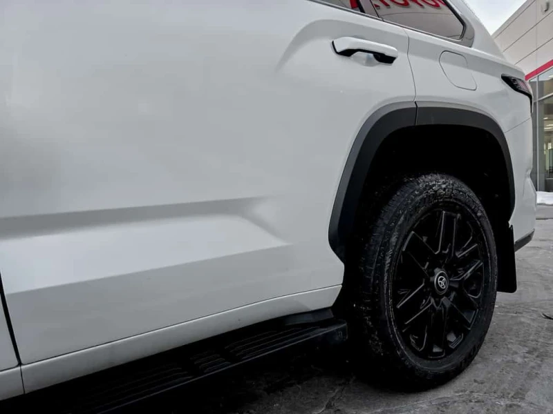 Toyota Sequoia * Limited 4WD | Leather | Sunroof | Alloys * 360, снимка 7 - Автомобили и джипове - 53535491