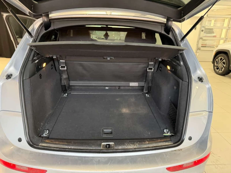 Audi Q5 * 3.0T Technik * CARFAX * ЦЕНА ДО БГ, снимка 13 - Автомобили и джипове - 53564614