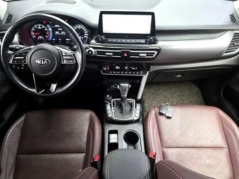 Kia Seltos 1.6 Turbo 2Wd Signature, снимка 4 - Автомобили и джипове - 55119703