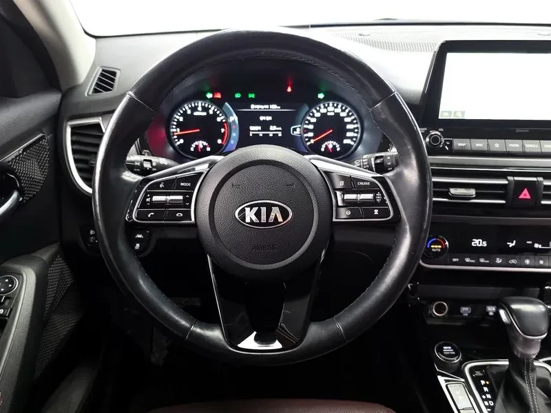 Kia Seltos 1.6 Turbo 2Wd Signature, снимка 3 - Автомобили и джипове - 55119703