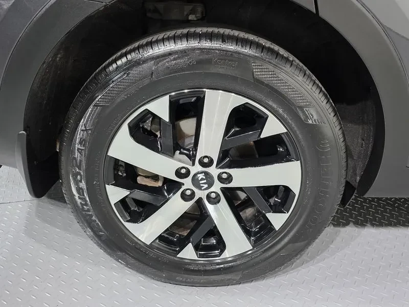 Kia Sorento Diesel 2.2 4Wd Prestige, снимка 5 - Автомобили и джипове - 56119152