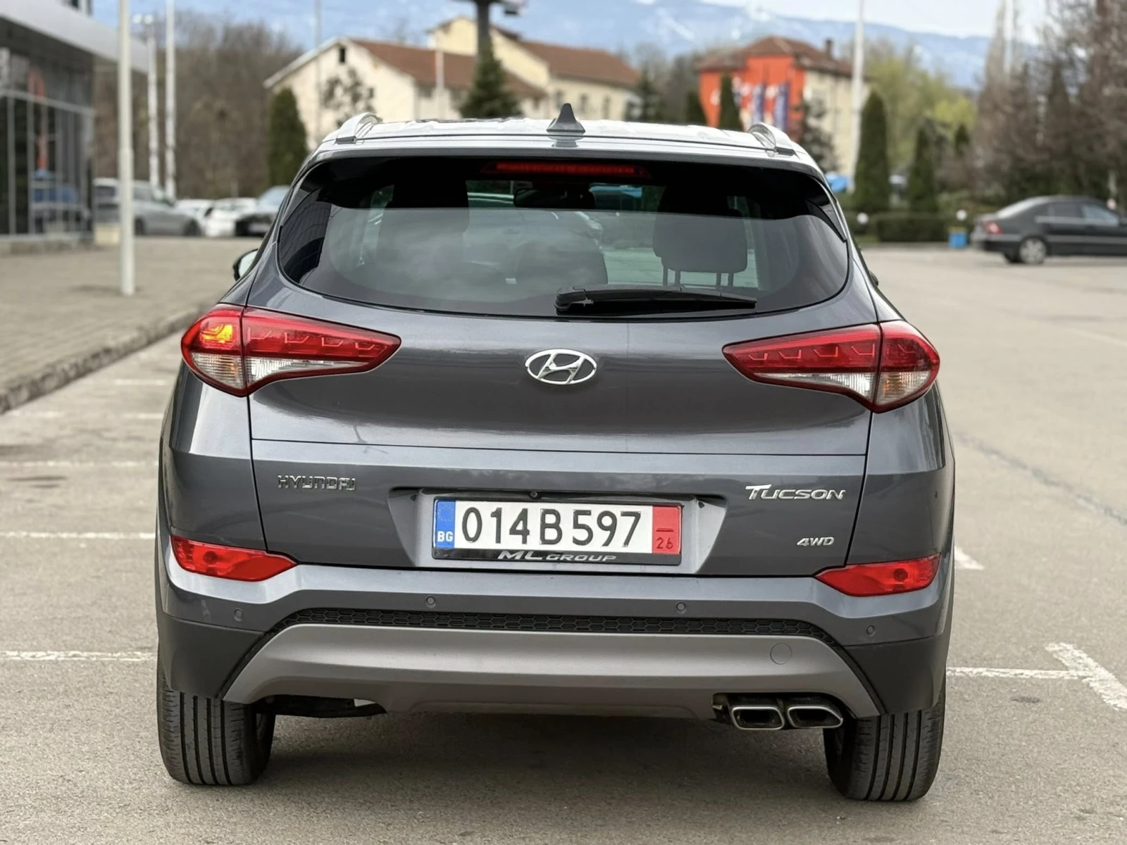 Hyundai Tucson 2.0 CRDi Plena 4WD - изображение 4