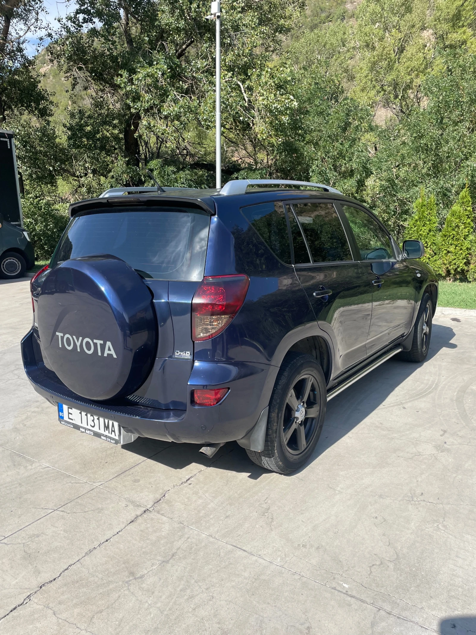 Toyota Rav4 2.2 D4D - изображение 4