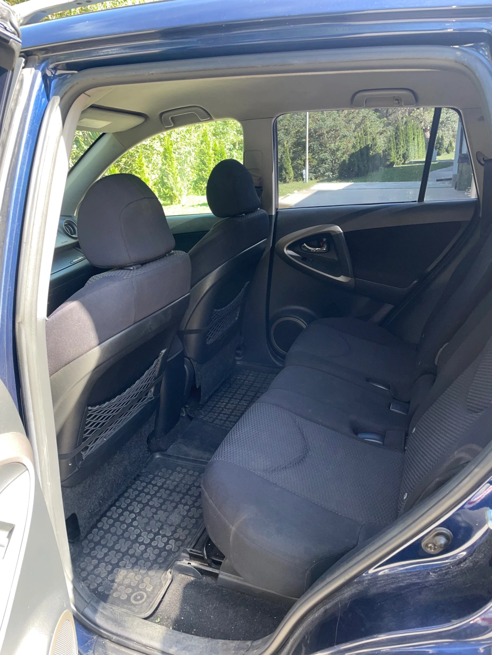 Toyota Rav4 2.2 D4D - изображение 7