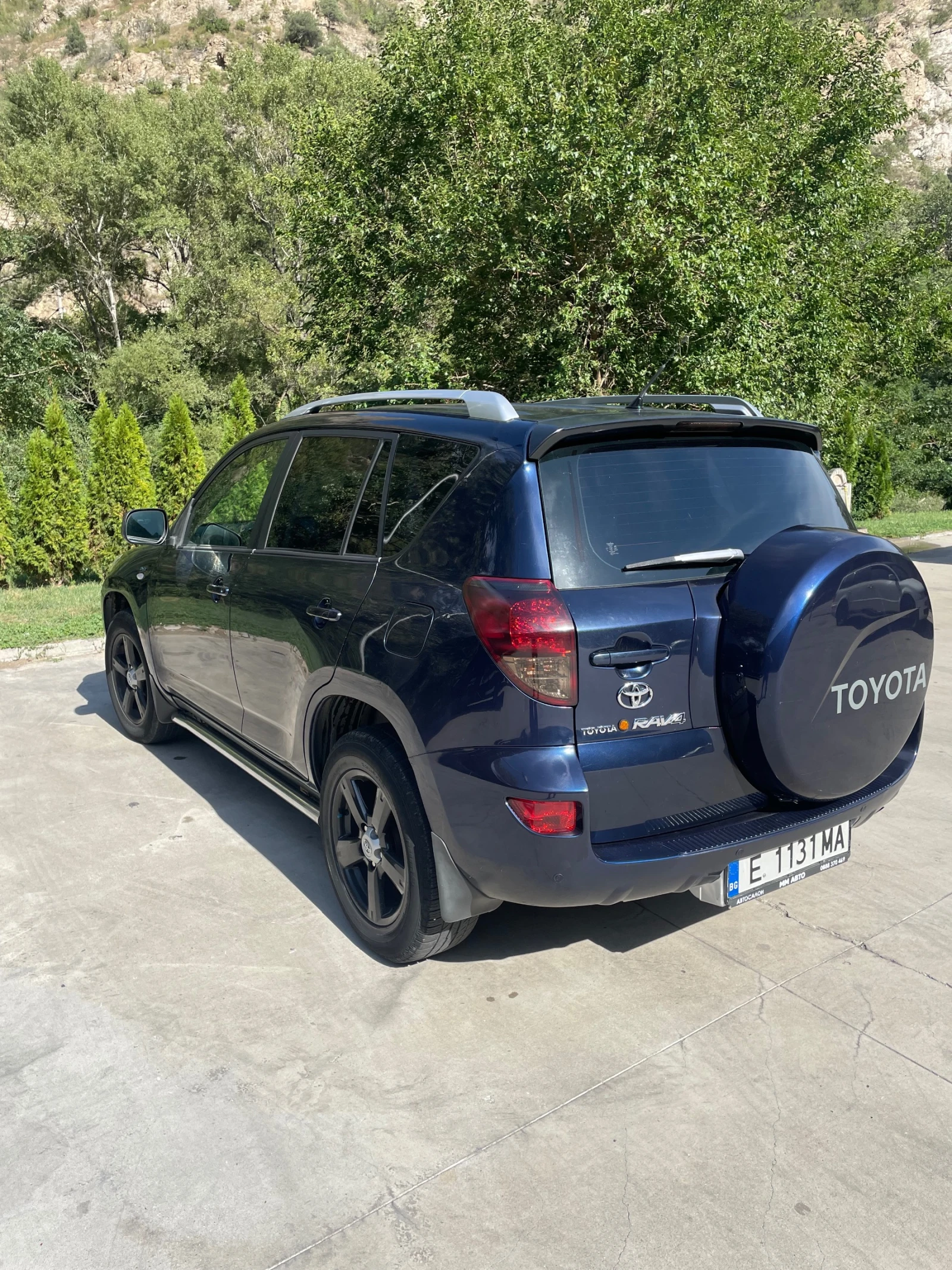 Toyota Rav4 2.2 D4D - изображение 3