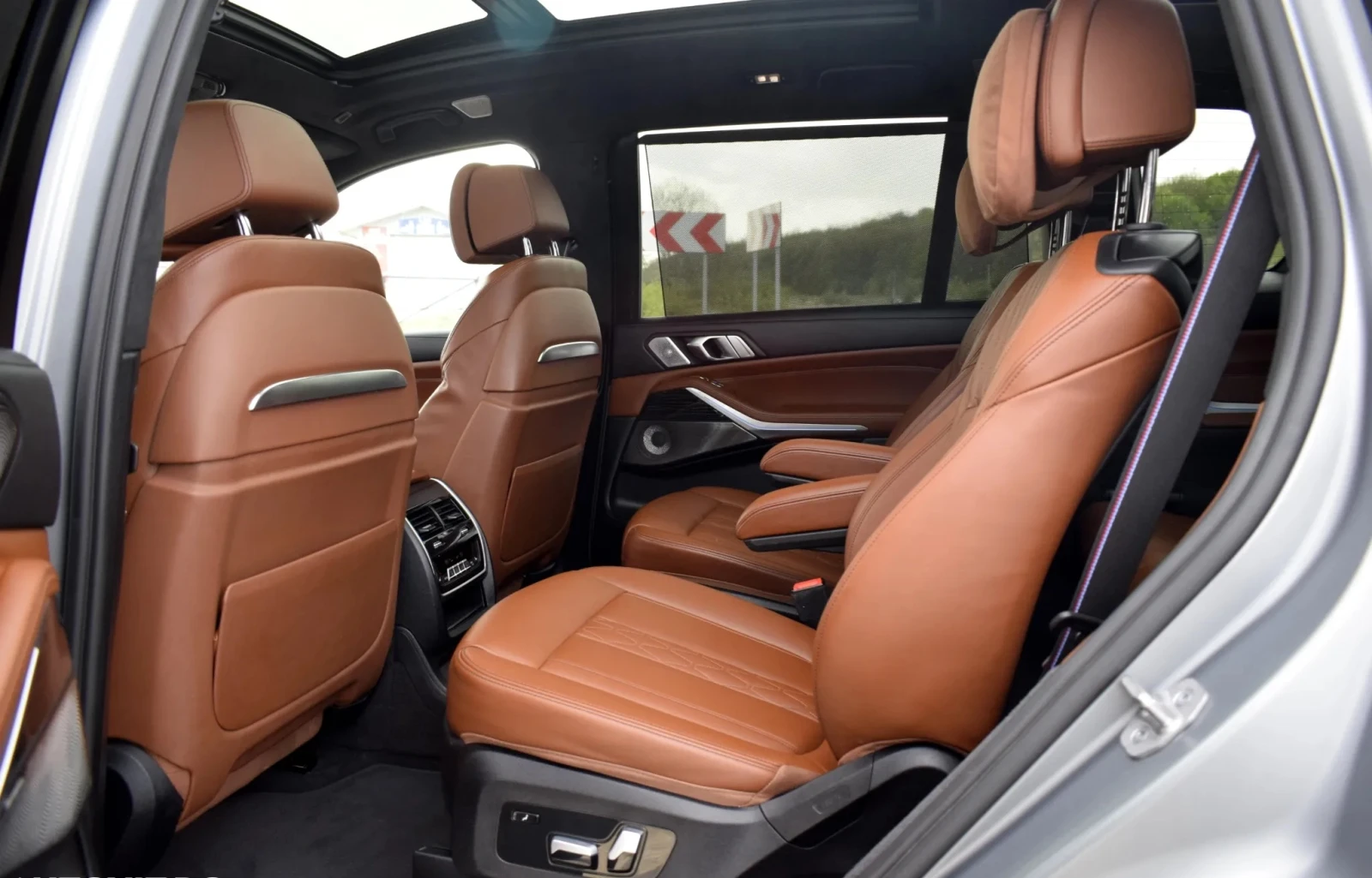 BMW X7 M60i xDrive | Mobile.bg   16