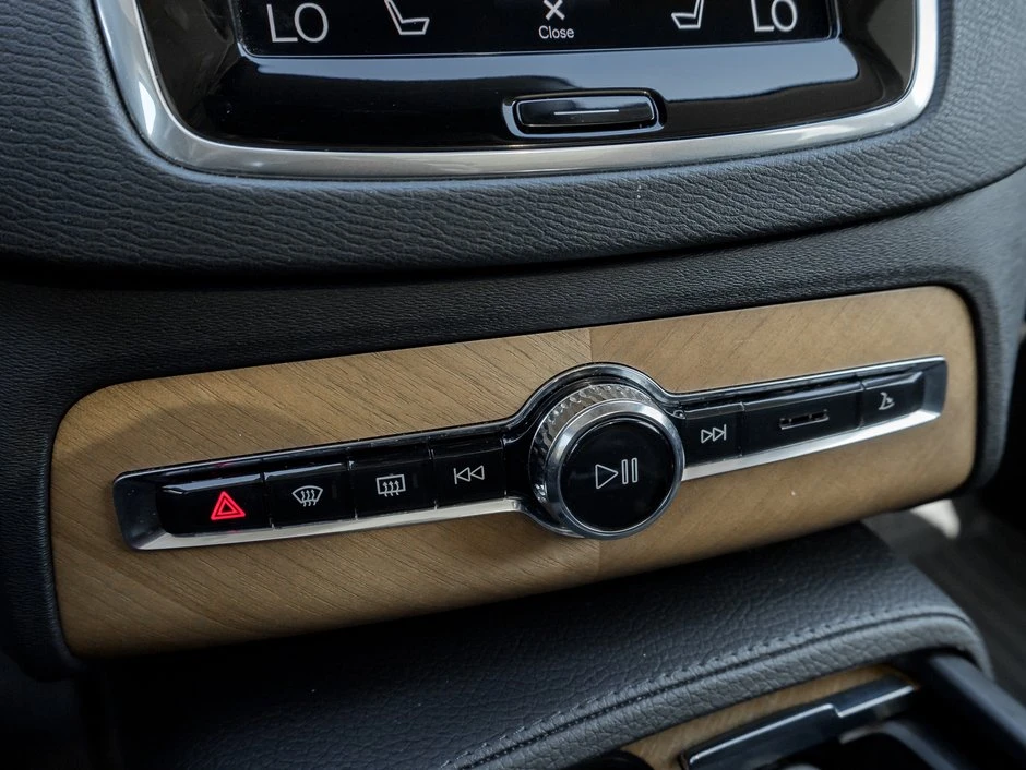 Volvo Xc90 T6 AWD Momentum 7-Seater HARMAN KARDON 20 WHEEL | Mobile.bg � ����������� 14