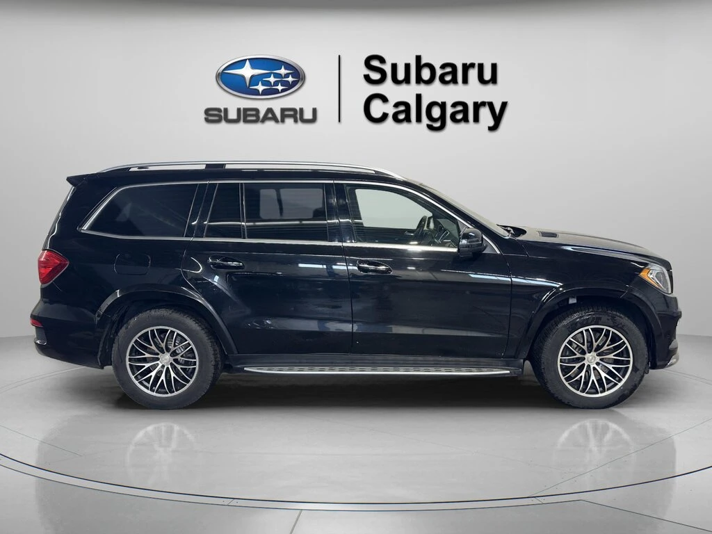 Mercedes-Benz GL 550 4MATIC* КОжа* Подгрев* Обдухване* Кейлес* Blind Sp - изображение 4