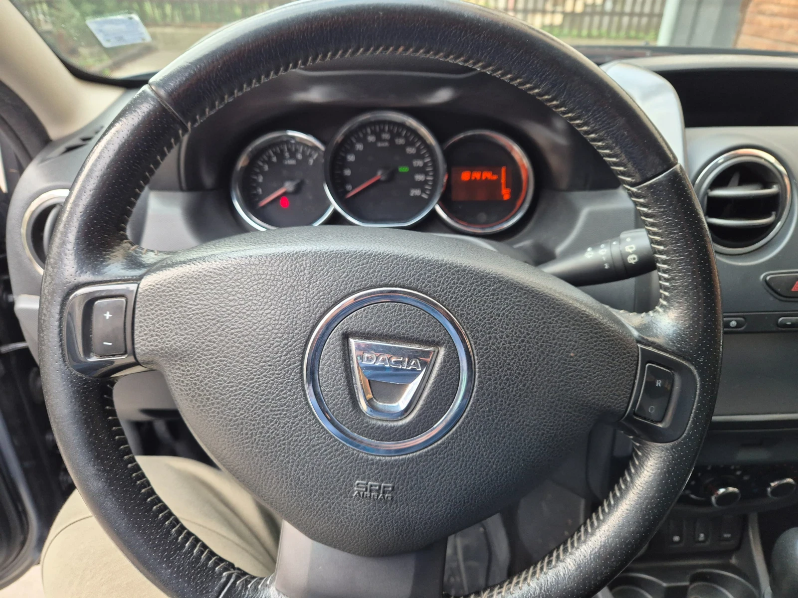 Dacia Duster dCi 110 hp 4x4, снимка 5 - Автомобили и джипове - 53879812