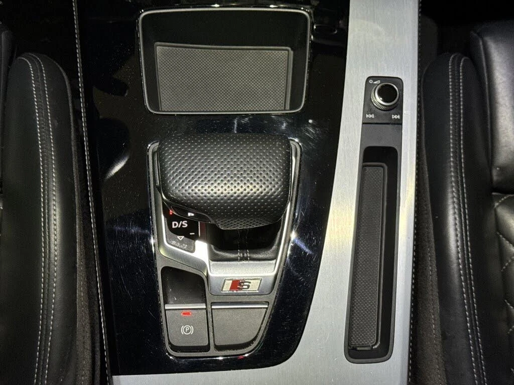 Audi SQ5 quattro* Progressiv* АвтоКредит* (ЦЕНА ДО БГ), снимка 16 - Автомобили и джипове - 54001987