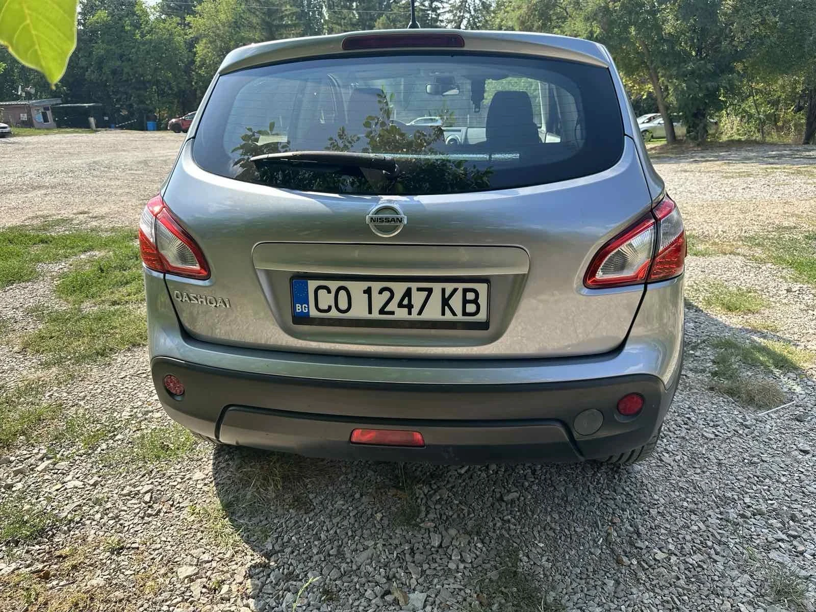 Nissan Qashqai 1.6, снимка 10 - Автомобили и джипове - 55588446