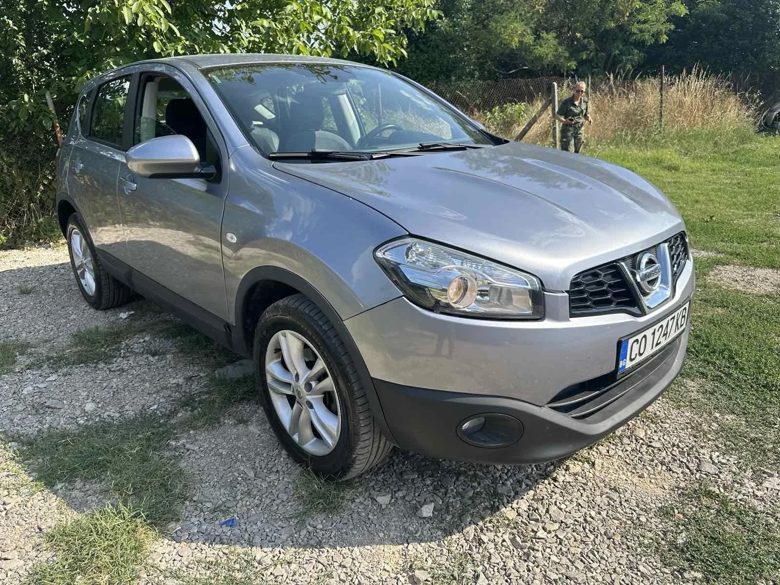 Nissan Qashqai 1.6, снимка 15 - Автомобили и джипове - 55588446