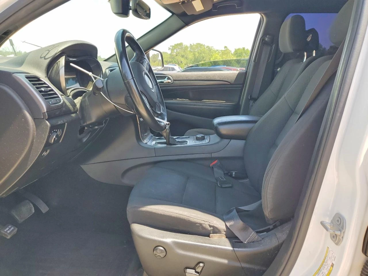 Jeep Grand cherokee 3.6l Laredo, снимка 7 - Автомобили и джипове - 55877785