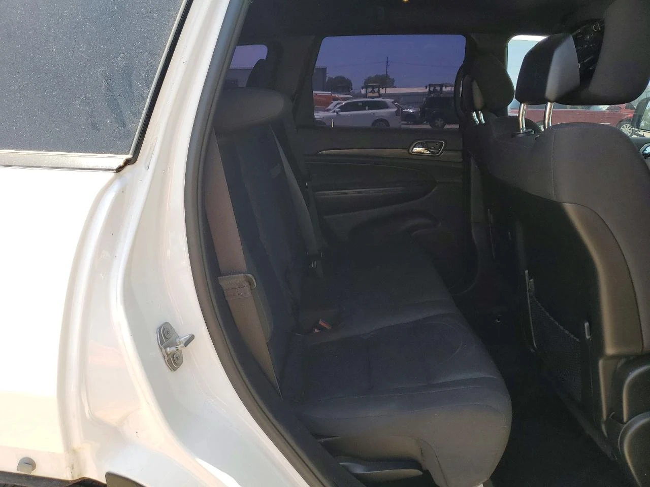 Jeep Grand cherokee 3.6l Laredo, снимка 11 - Автомобили и джипове - 55877785