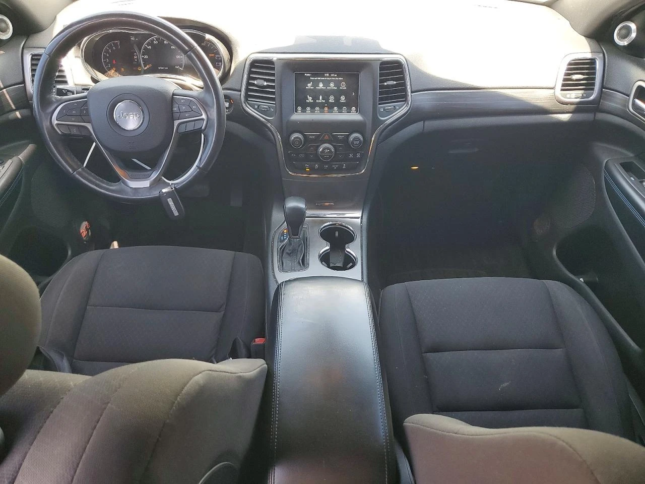 Jeep Grand cherokee 3.6l Laredo, снимка 8 - Автомобили и джипове - 55877785