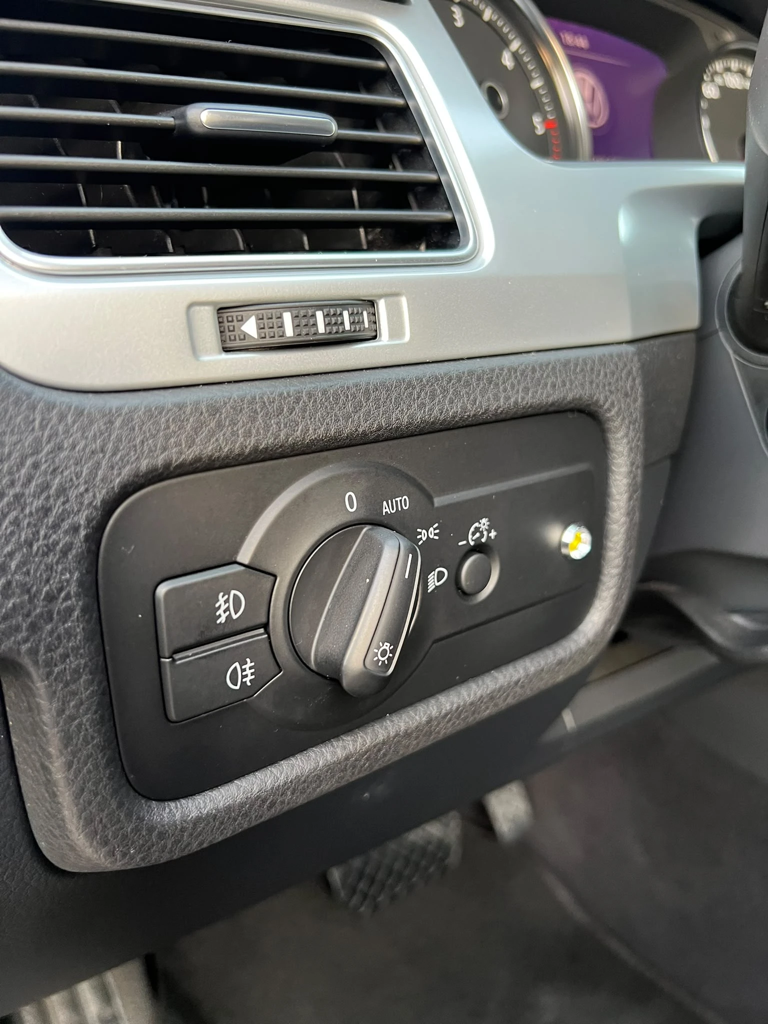 VW Touareg, снимка 12 - Автомобили и джипове - 56167964