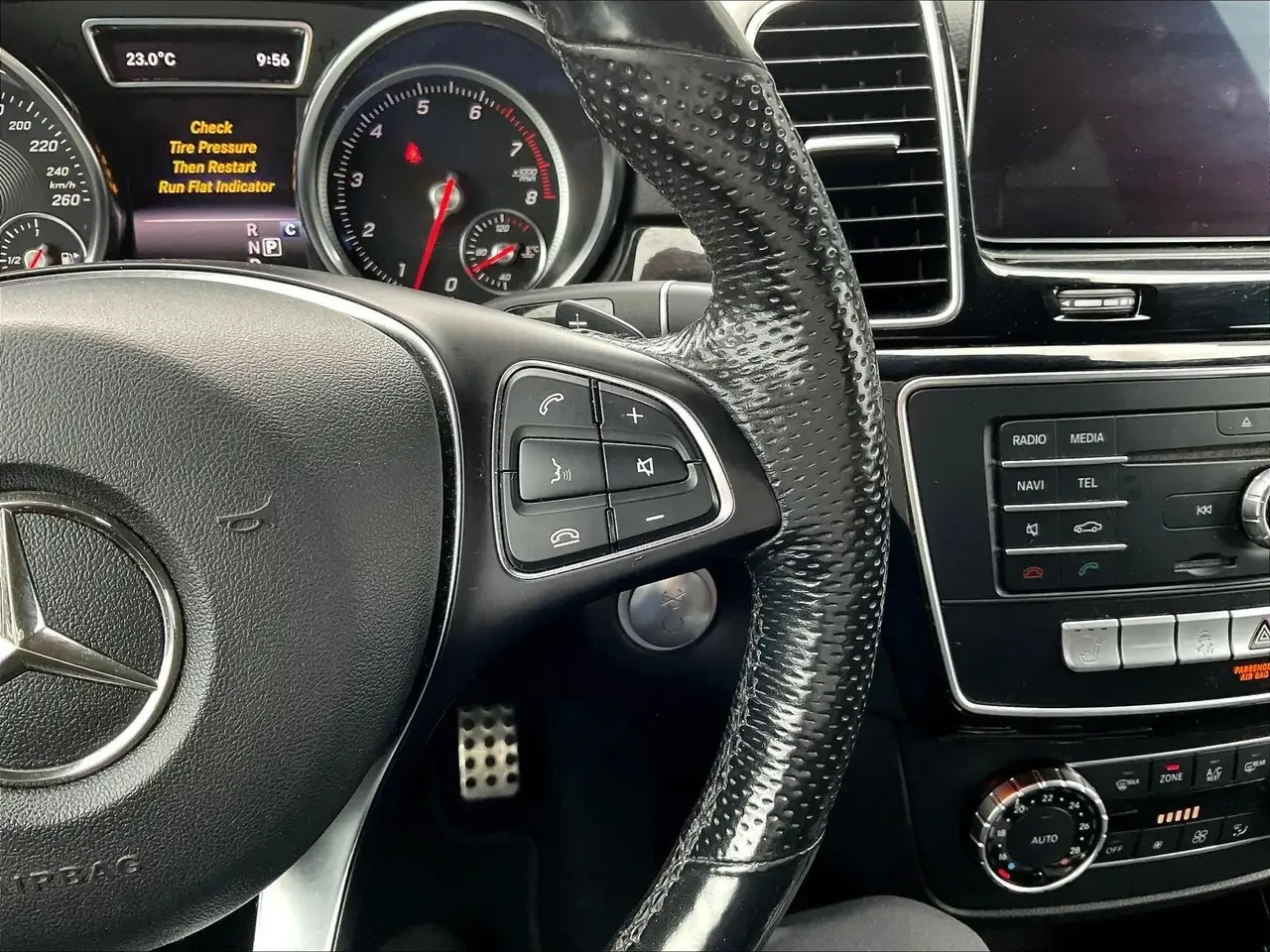 Mercedes-Benz GLE, снимка 14 - Автомобили и джипове - 56183826