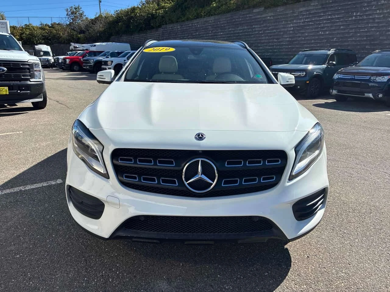 Mercedes-Benz GLA 250  * CARFAX * ОПЦИЯ ЗА ФИНАНСИРАНЕ, снимка 6 - Автомобили и джипове - 56208138