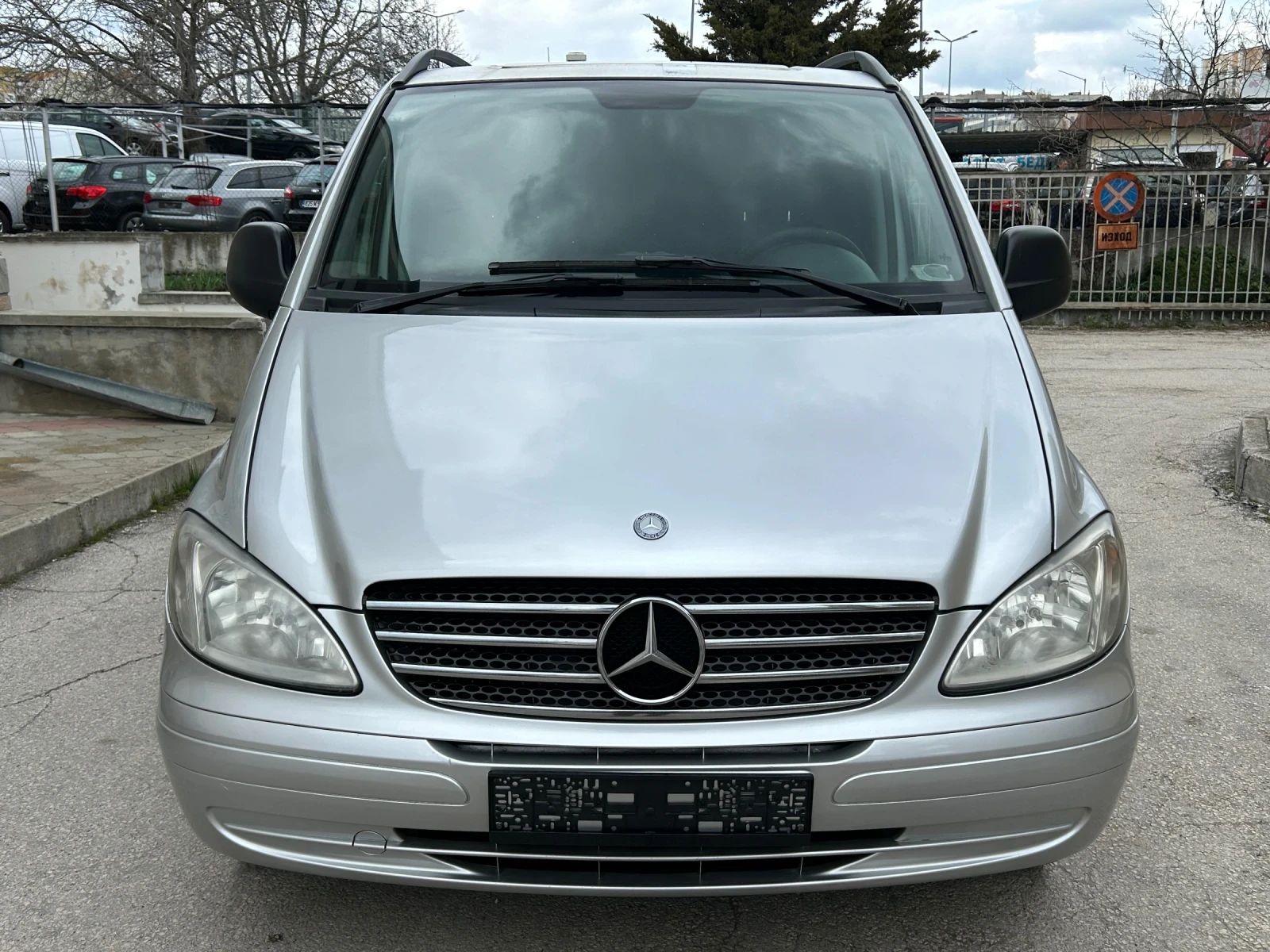Mercedes-Benz Vito 2.2CDI 95k.c. КЛИМАТИК, снимка 2 - Бусове и автобуси - 54057850