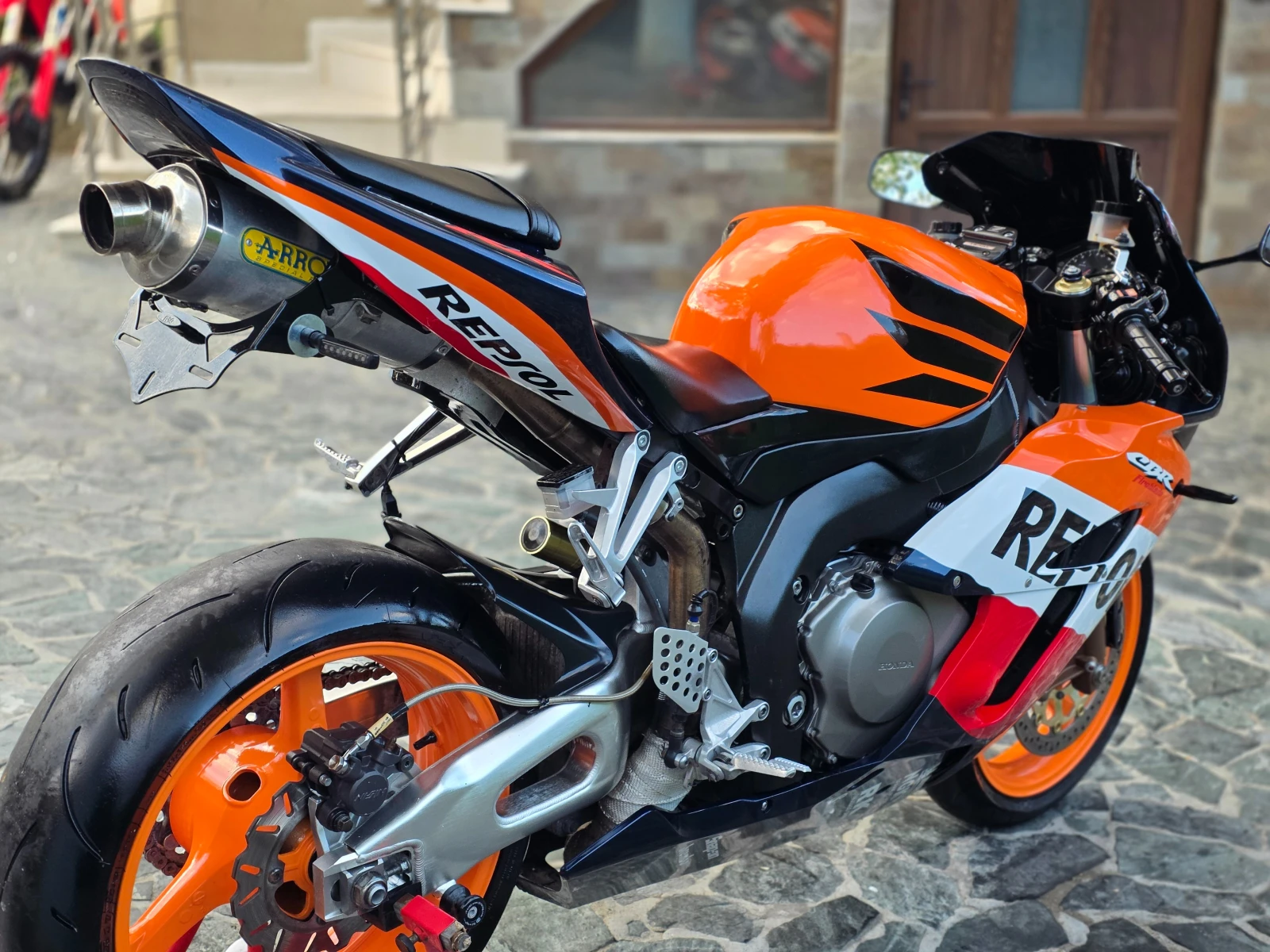 Honda Cbr 1000💥ЛИЗИНГ💥REPSOL, снимка 9 - Мотоциклети и мототехника - 54259943