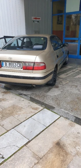 Toyota Carina, снимка 1