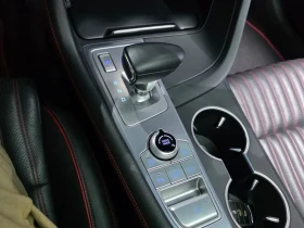 Genesis G70 3.3T Sports Elite, снимка 9