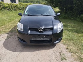 Toyota Auris  - [1] 