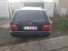 Mercedes-Benz E 250, снимка 9