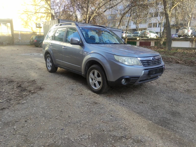 Subaru Forester, снимка 10 - Автомобили и джипове - 47995340