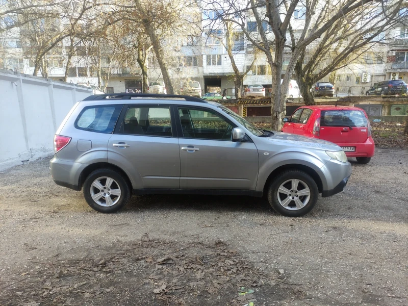 Subaru Forester, снимка 6 - Автомобили и джипове - 47995340