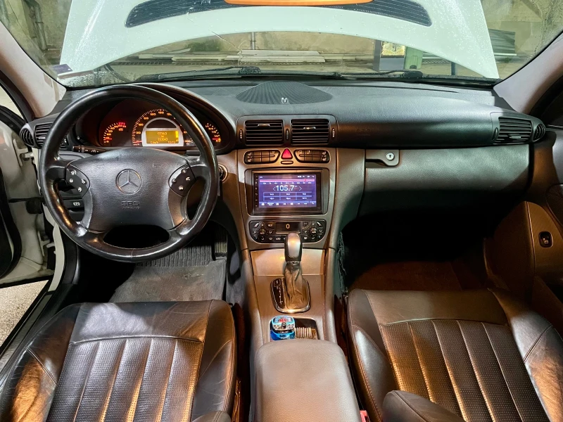 Mercedes-Benz C 32 AMG Газ, снимка 8 - Автомобили и джипове - 52297329