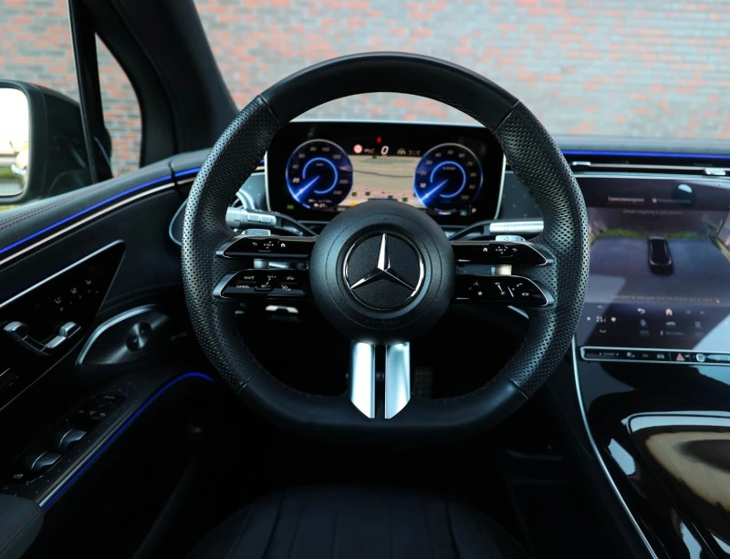 Mercedes-Benz EQS 450 4-MATIC SUV AMG PANORAMA BURMESTER NIGHT, снимка 9 - Автомобили и джипове - 52381897