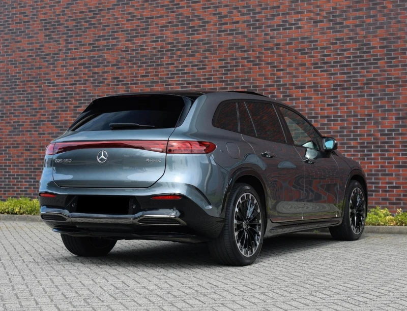 Mercedes-Benz EQS 450 4-MATIC SUV AMG PANORAMA BURMESTER NIGHT, снимка 4 - Автомобили и джипове - 52381897