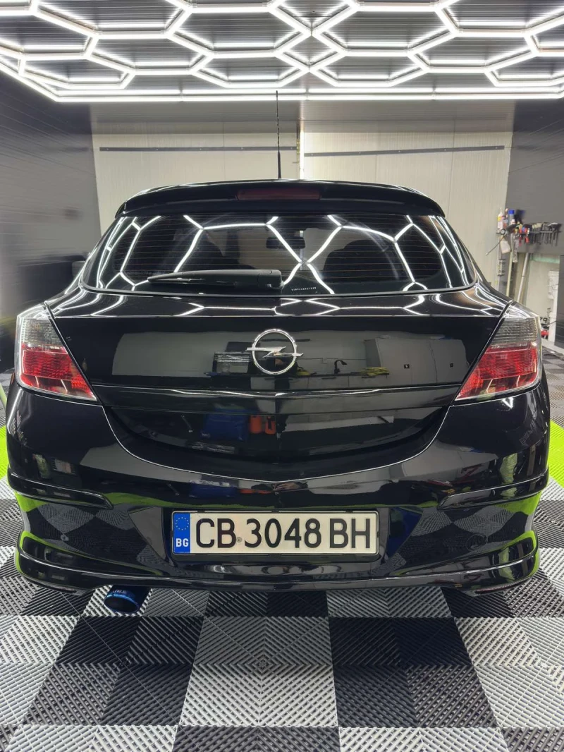 Opel Astra 1.9CDTI 230hp, снимка 6 - Автомобили и джипове - 53099205