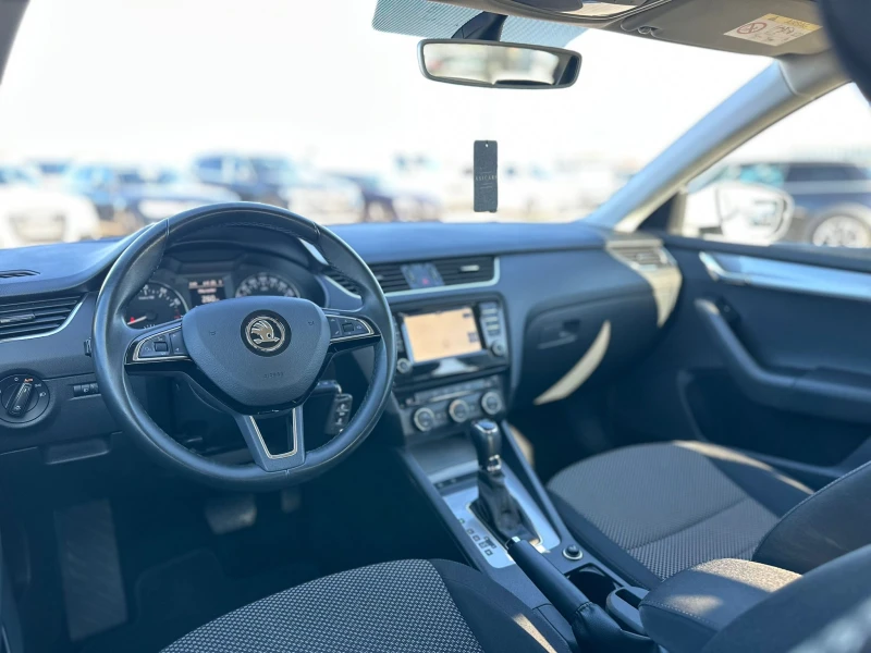 Skoda Octavia / 1.4 G-TEC / AUTOMAT / EURO 6 / TOP /, снимка 9 - Автомобили и джипове - 53198774