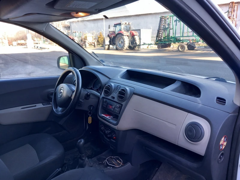Dacia Dokker, снимка 8 - Автомобили и джипове - 53261294